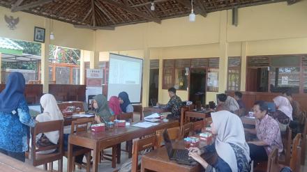 Upload Dokumen Lomba Kalurahan Tingkat Regional di Kalurahan Parangtritis