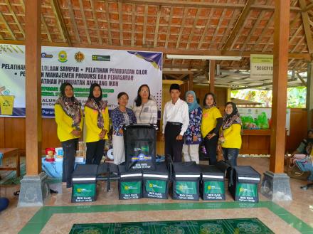 Pelatihan BKK DAIS Bagi Desa Prima Pembuatan Amplang Ikan